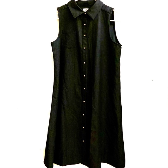Calvin Klein Dresses & Skirts - Calvin Klein Blue / Black button down dress